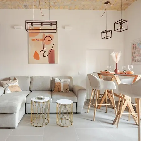Luxe Escape Colosseo Apartment