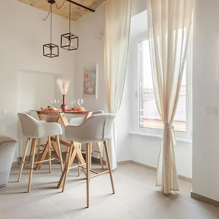 Apartment Luxe Escape Colosseo *