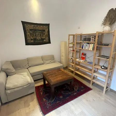 Theo's House In Ostiense Appartamento