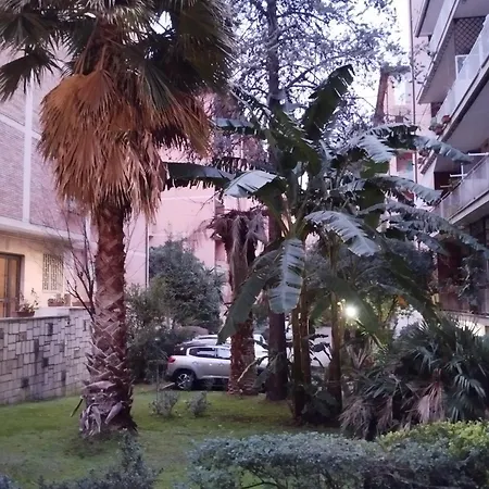 Ad Uso Turistico Ciccia Alessandro Rome
