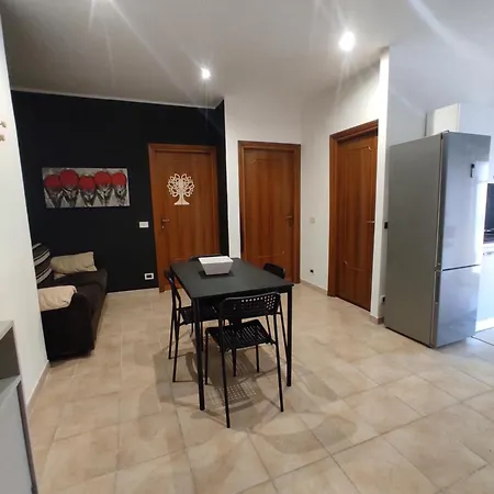 Appartamento La Casa Di Nina Metro A E Aeroporto