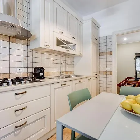 Apartment Bdc - Charming 2-bdr!