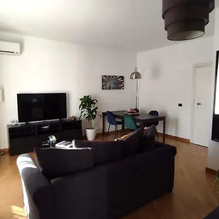 Clivo Vaticano Rooftop Apartment *