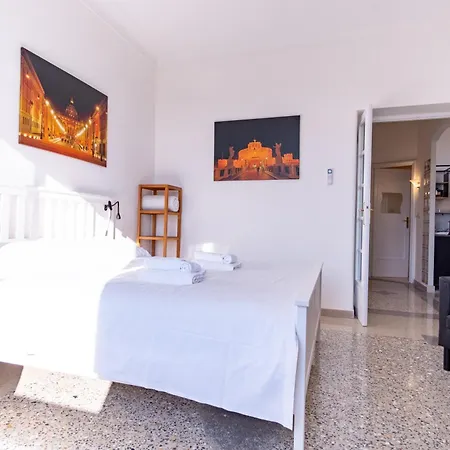 Apartment Elegantis La Dolce Vista With Private Terrace And Fantastic View *