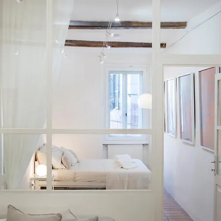 Leonina Art House Rome