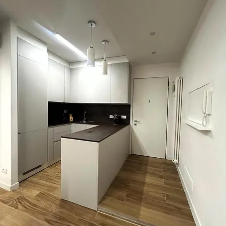Apartment Realty Company Mercede Rome