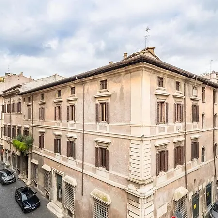 Casa Giulia, A Burghesius Apartment *