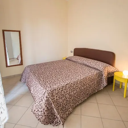 Ad Duas Lauros Bed & Breakfast *