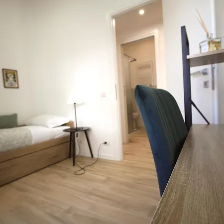 Vigna Clara 2br House Apartment
