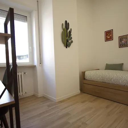 Vigna Clara 2br House Apartment