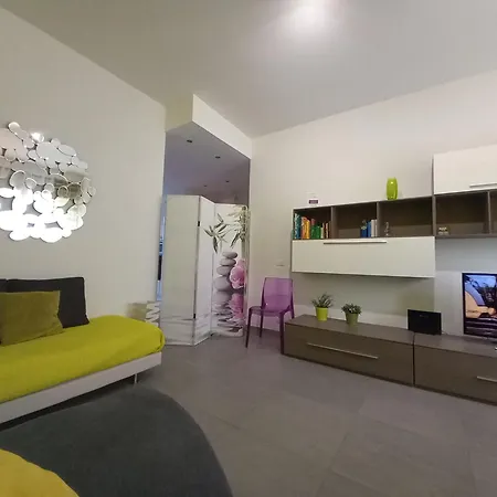 Lungotevere Holidays Holiday home Rome