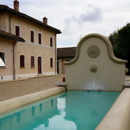 Borgo Pallavicini Mori Farm stay