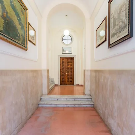 Villafranca Loft, Modern Nearby The Station *