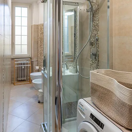 Gio House - Palazzo Storico Apartamento *