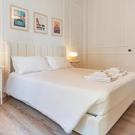 Gio House - Palazzo Storico Apartamento