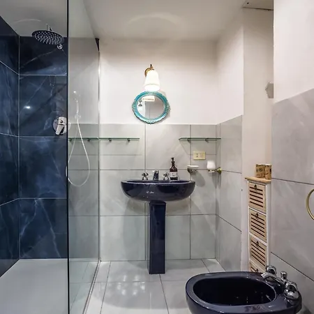 La Piccola Retro , Urban Color And Comfort Apartment