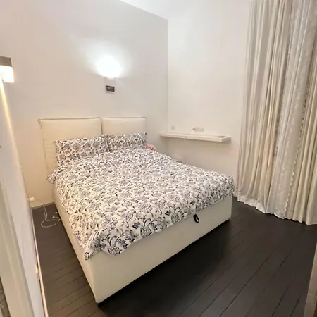 Vatican 3th Floor Apartment