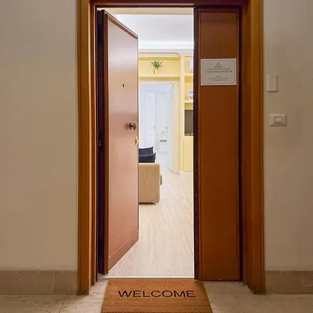 Vatican House Crocifisso 51 Rom