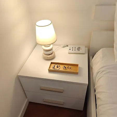 Angolo Apartment *