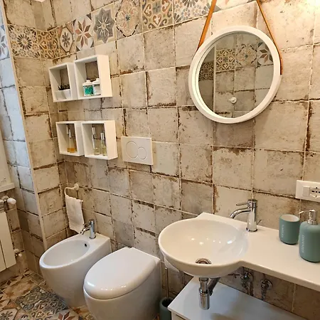 Angolo Apartment