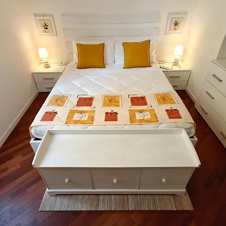 Angolo Apartment *