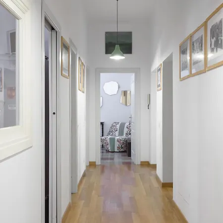 Grande Stanza Silenziosa Garbatella Homestay