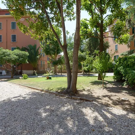 Homestay Grande Stanza Silenziosa Garbatella *