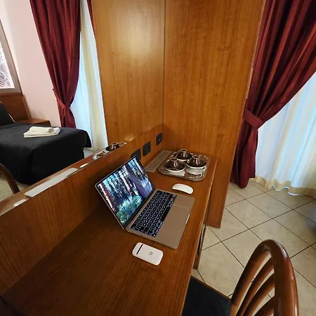 In Vale&hillary Colosseo Bed & Breakfast 2*