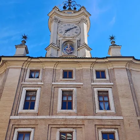 Apartment Piazza Dell'orologio