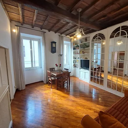 Apartment Piazza Dell'orologio
