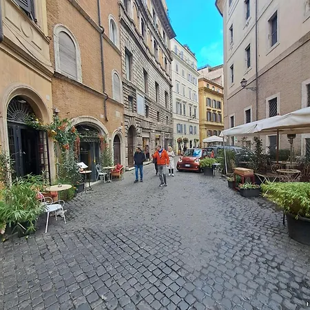 Piazza Dell'orologio Apartment