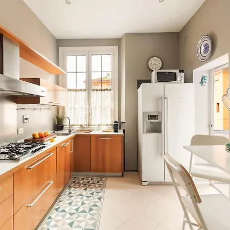 Casa Augusta, A Burghesius Apartment Rome