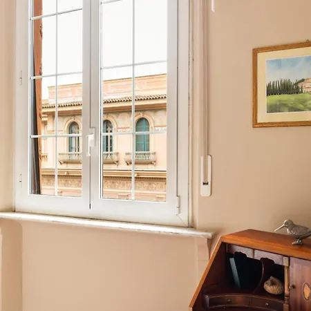 Casa Augusta, A Burghesius Apartment Rome