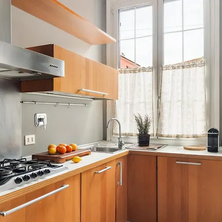 Casa Augusta, A Burghesius Apartment Rome