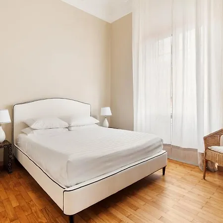 Apartment Casa Augusta, A Burghesius Rome
