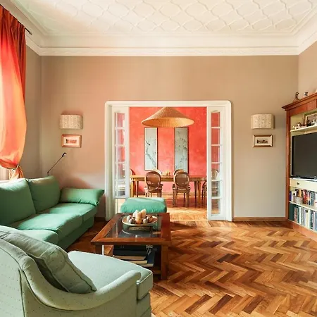 Casa Augusta, A Burghesius Apartment