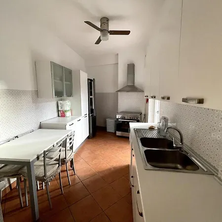 Desy Vatican House *