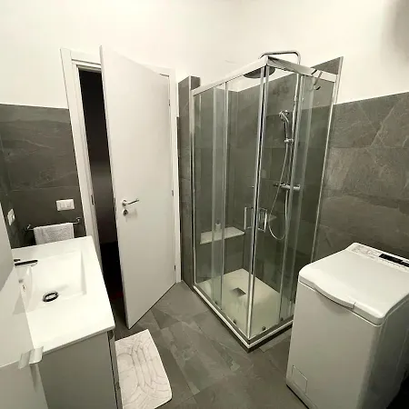 Desy Vatican House Apartment *