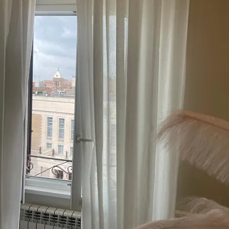 Bed & Breakfast Dama Opera Elegantia *