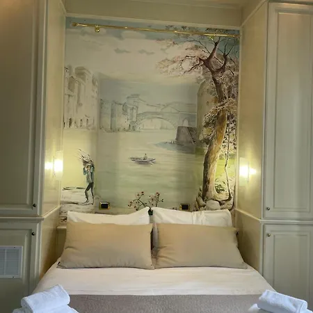 Dama Opera Elegantia Bed & Breakfast Rome