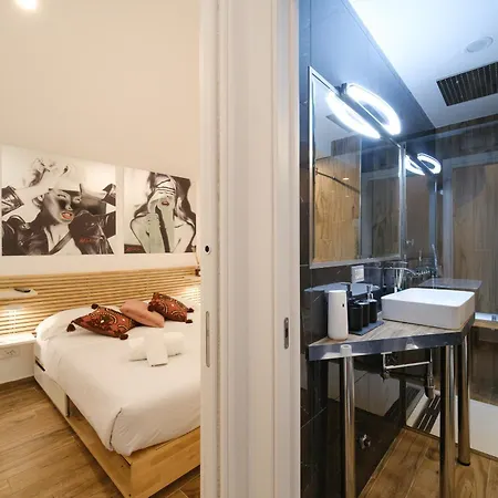 Angel's Luxury Den By Buddyrent Apartment Rome