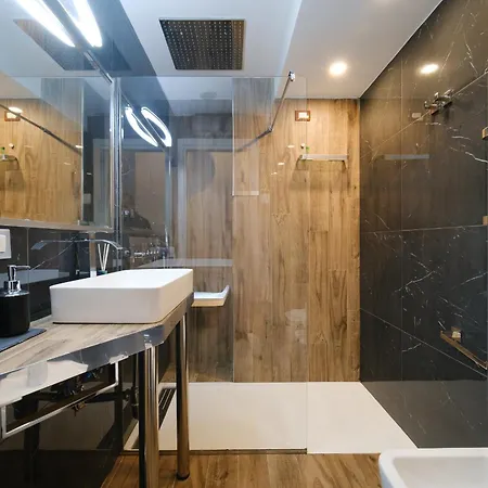 Apartment Angel's Luxury Den By Buddyrent
