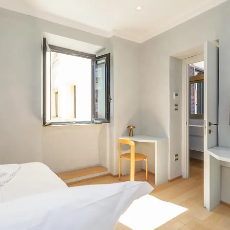 Spanish Steps Exclusive 3bdr Apartment *