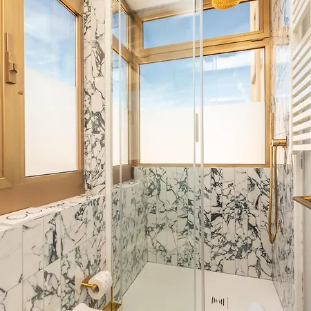 Spanish Steps Exclusive 3bdr Apartment