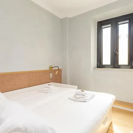 Spanish Steps Exclusive 3bdr Apartment