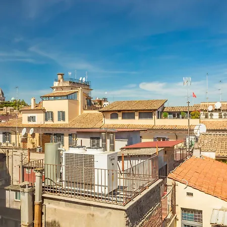 Spanish Steps Exclusive 3bdr Apartment *
