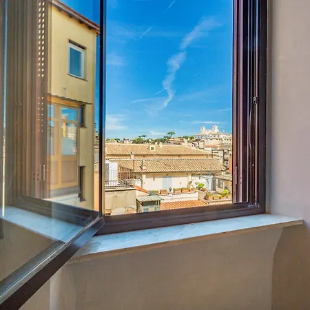 Spanish Steps Exclusive 3bdr * Rome