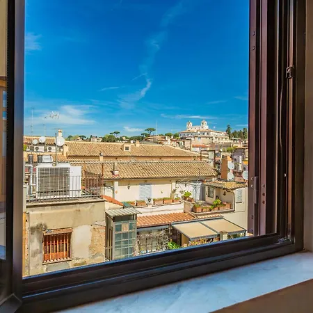 Spanish Steps Exclusive 3bdr Apartment Rome