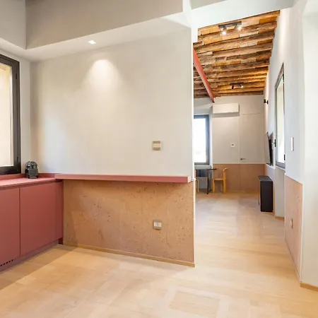 Spanish Steps Exclusive 3bdr Apartment *