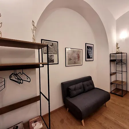Cortiletto Lore *